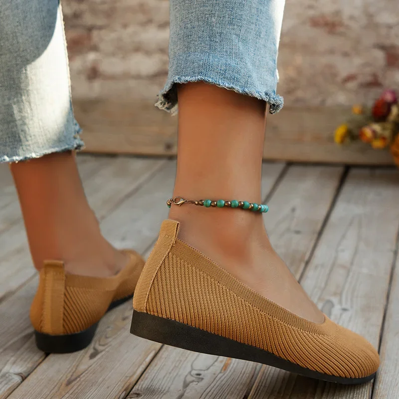 Frühlings-Damenschuhe, neue gestrickte Socken-Sneaker, atmungsaktive Slip-On-Loafer mit runder Zehenpartie, Größe 36-43, leichte Schuhe in Übergröße – Detail 11