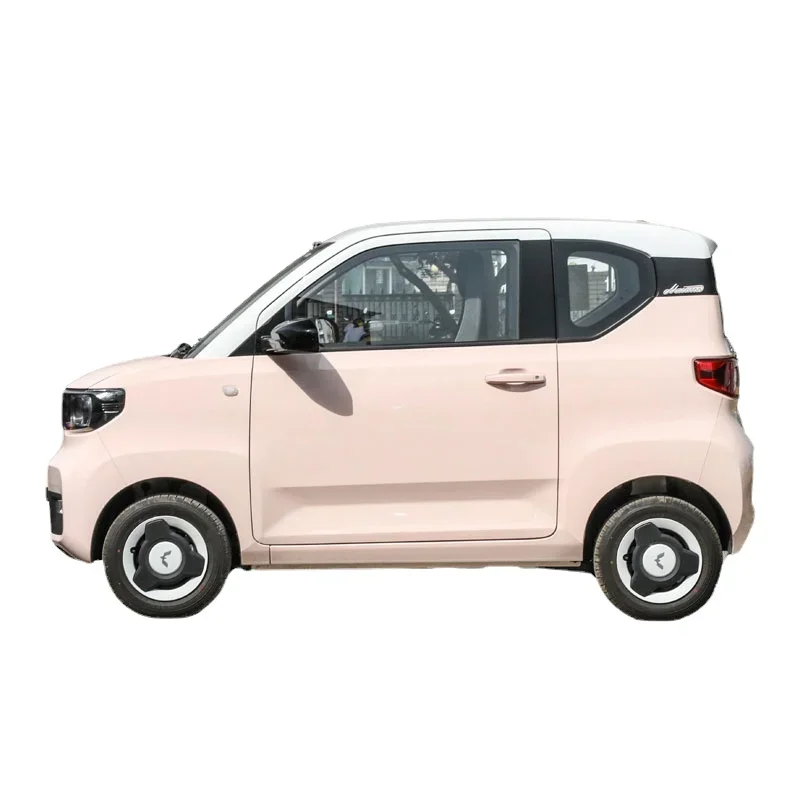 Made in China veicolo elettrico 4 ruote Wuling Mini Ev auto elettrica cinese a buon mercato Mini auto sportiva