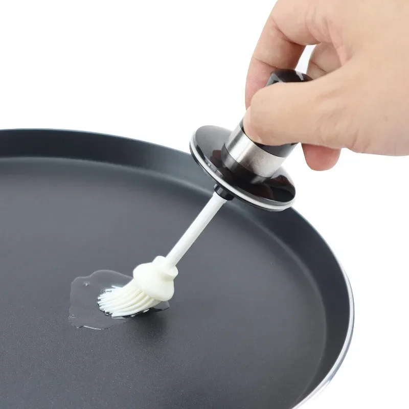 Oil Bottle with Silicone Brush for Cooking BBQ Kitchen Seasoning Glass Condiment Bottle Set Jar with Integrated Spoon and Lid