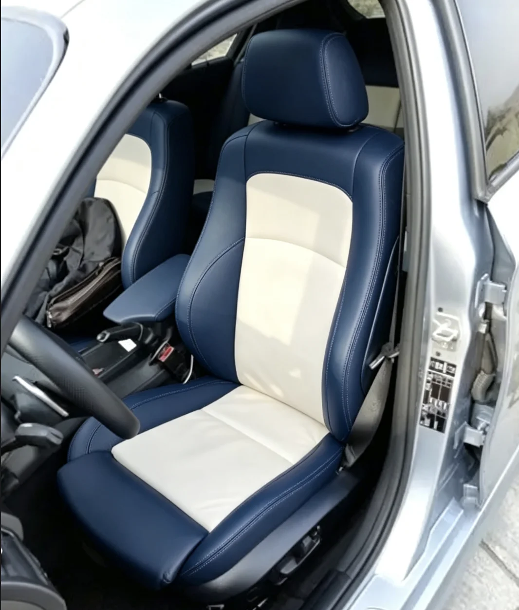 Für BMW E87 2008~2011 Maßgefertigte Autositzbezüge Luxuriöses Nappaleder 100% Passgenau Innenausstattung 360 ° Vollständige Abdeckung – Detail 5