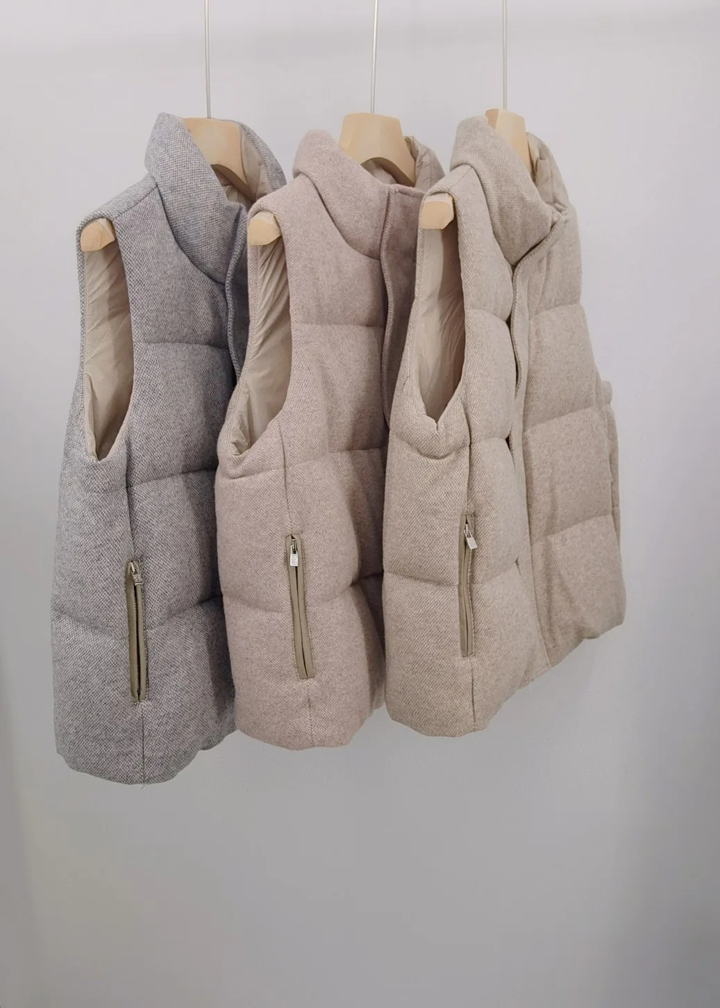 Lussuoso gilet imbottito con cerniera in Cashmere