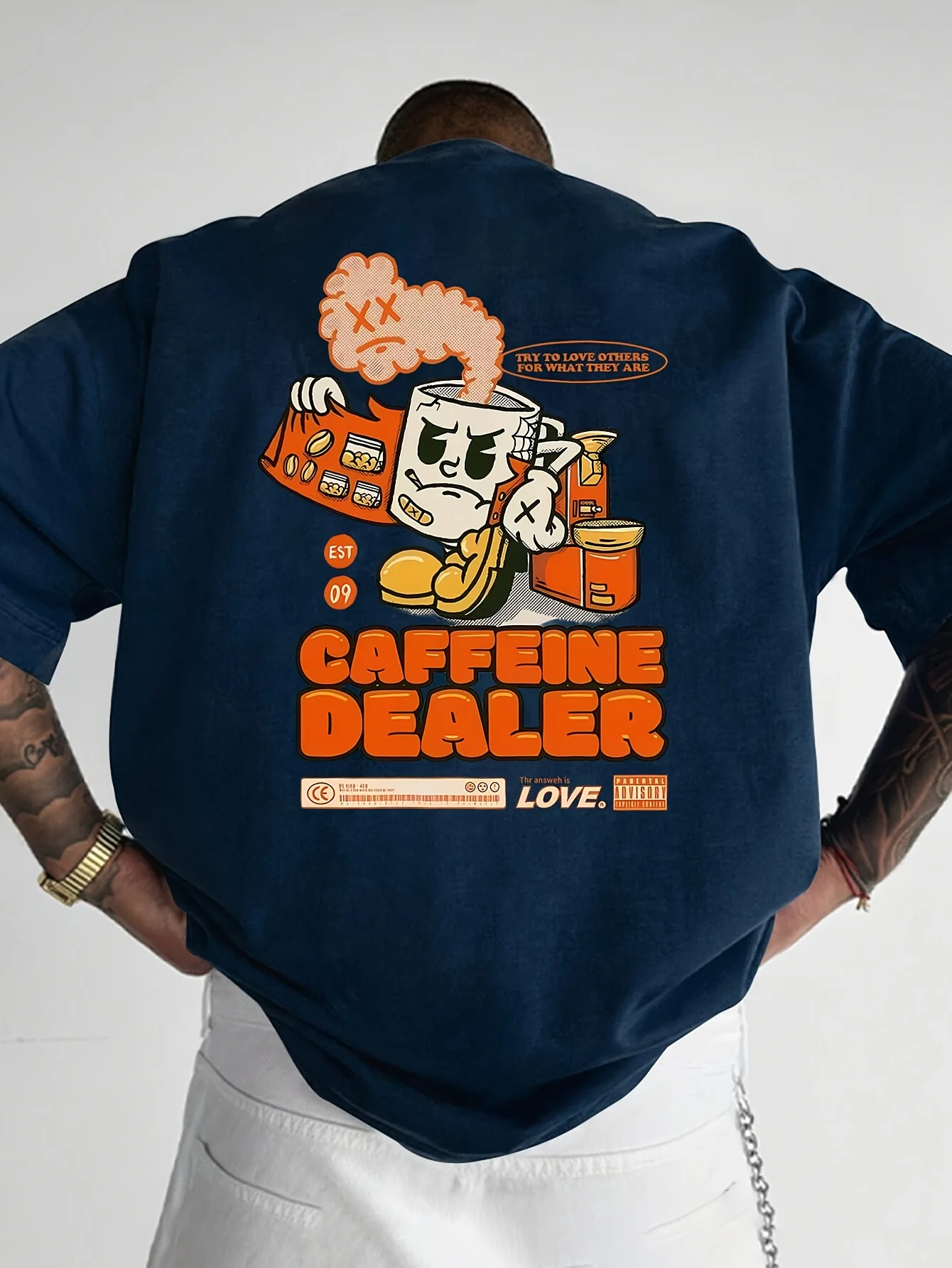 T-shirt girocollo comoda e traspirante con stampa di lettere dei cartoni animati da uomo alla moda estiva, top casual da esterno