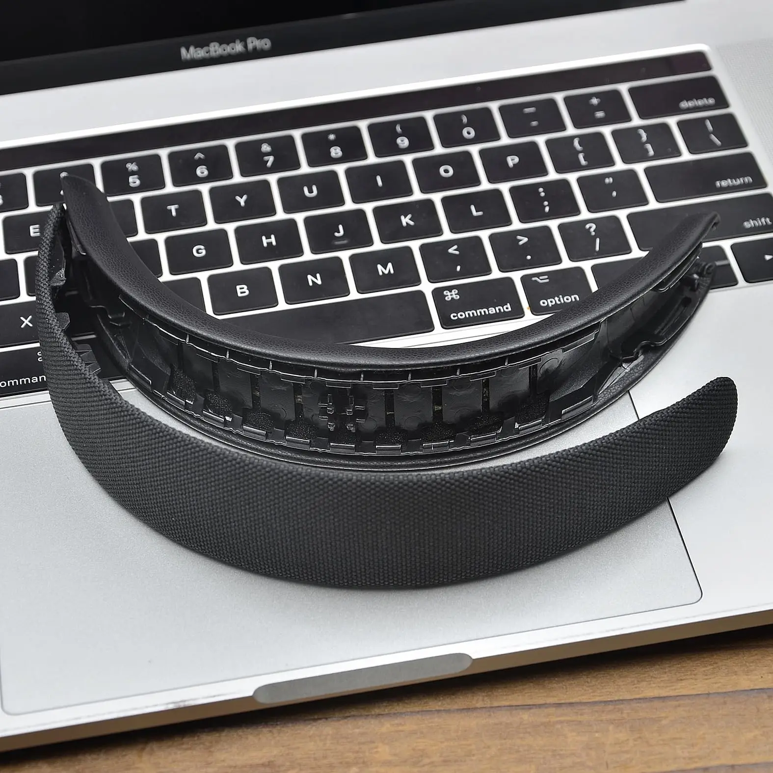 Headband Cover for Bowers & Wilkins Px8/Px7 S2 Headphones Protein Leather and ABS Headbeams Pad view 3