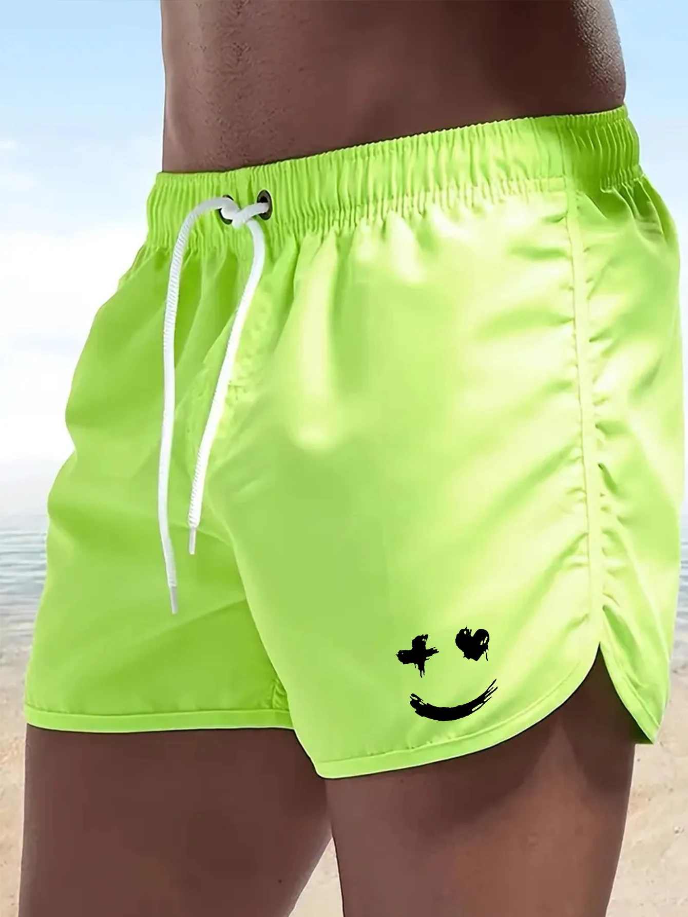 

Summer New Men's Sports Leisure Breathable Fitness Drawstring Quick Dry Loose Men's Beach Pants Solid Color Shorts