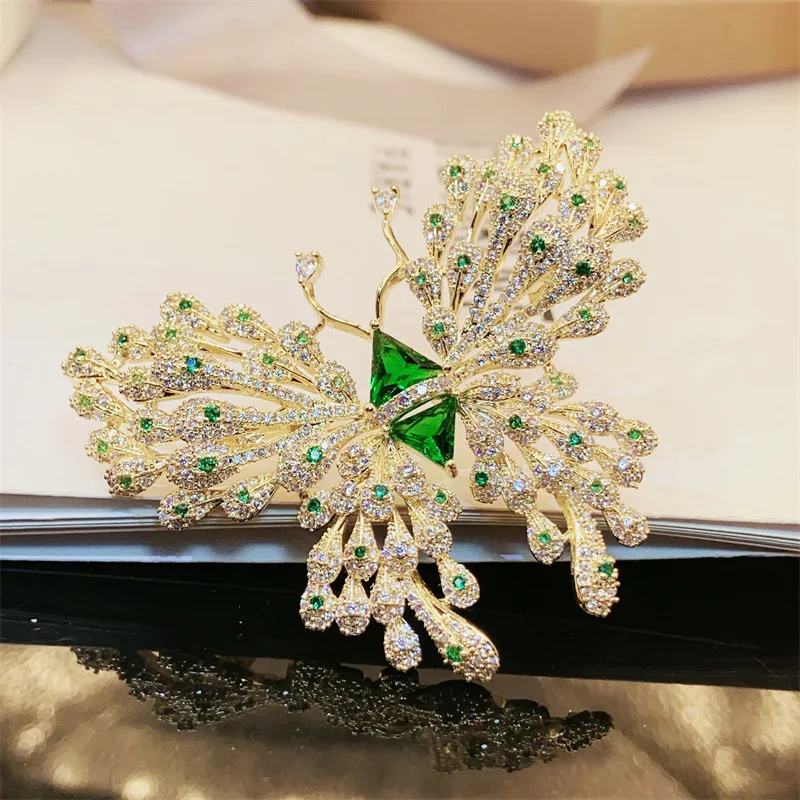 

CHKAWOCI Full Zirconium Butterfly Brooch Women's Light Luxury Coat Pin Elegant high-grade corsage gold-plated accessories