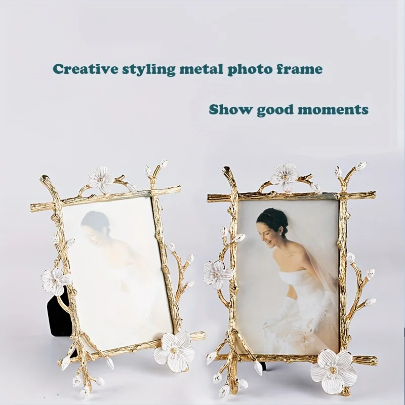 Modern Golden Metal Photo Frame Elegant Tabletop Display Creative Ornament for Home Decor Family Portraits Personal Photosand
