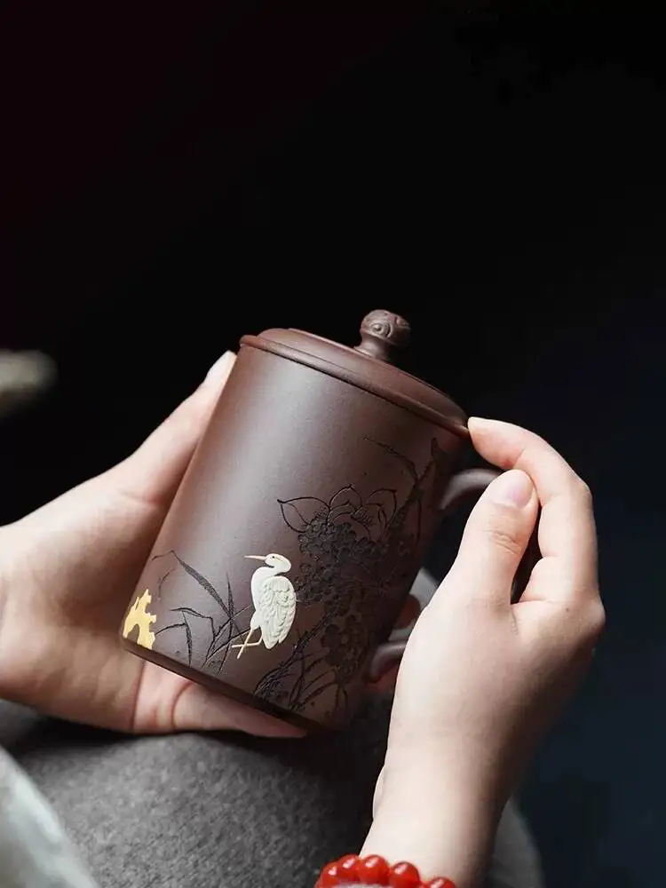 Yihu Chun High-End Cup, Bailu Tianqu 430C, Masterfully Hand-Painted Tea Cup Made From Original Mineral Old Purple Clay