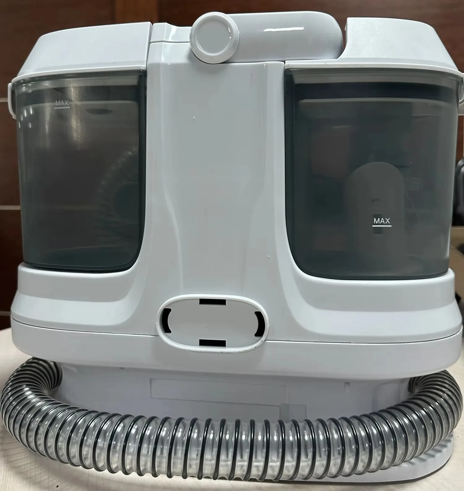 Hot Selling Wet And Dry Handheld Portable Plastic Removeable Water Tank Handheld Electric Spot Carpet Cleaner