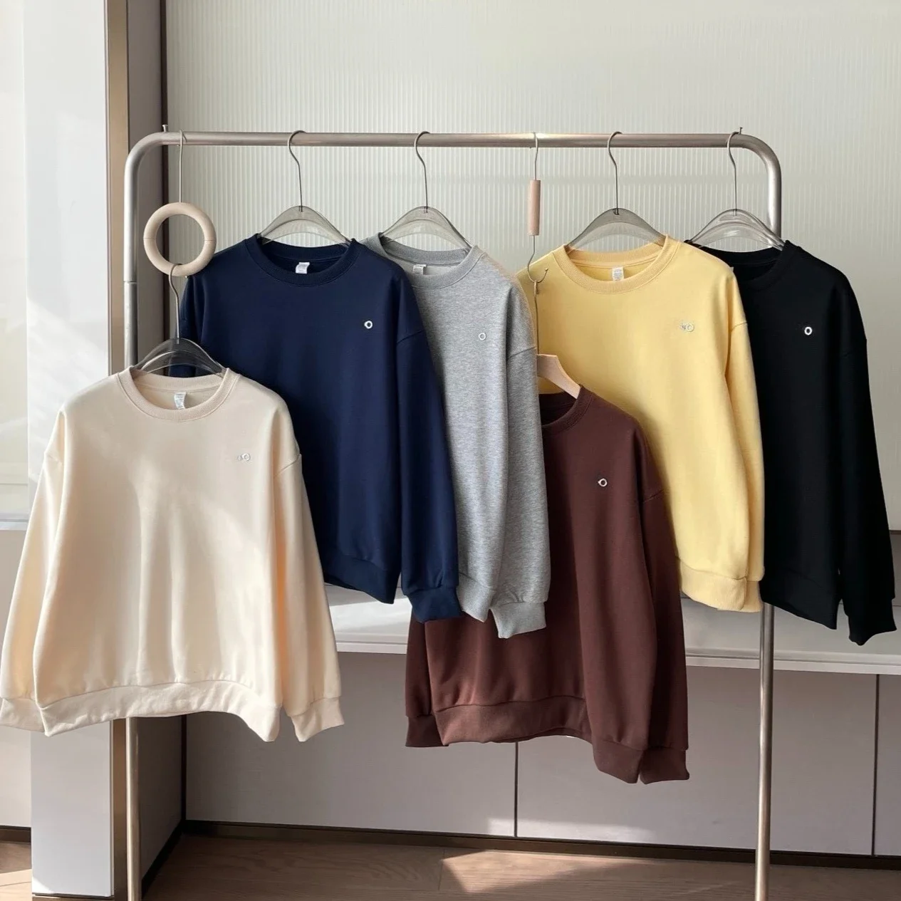 Spring Long Sleeved Pullover Women Fashion Casual Letter Design Sweatshirt Sports Top Classic Loose Round Neck Hoodies Women