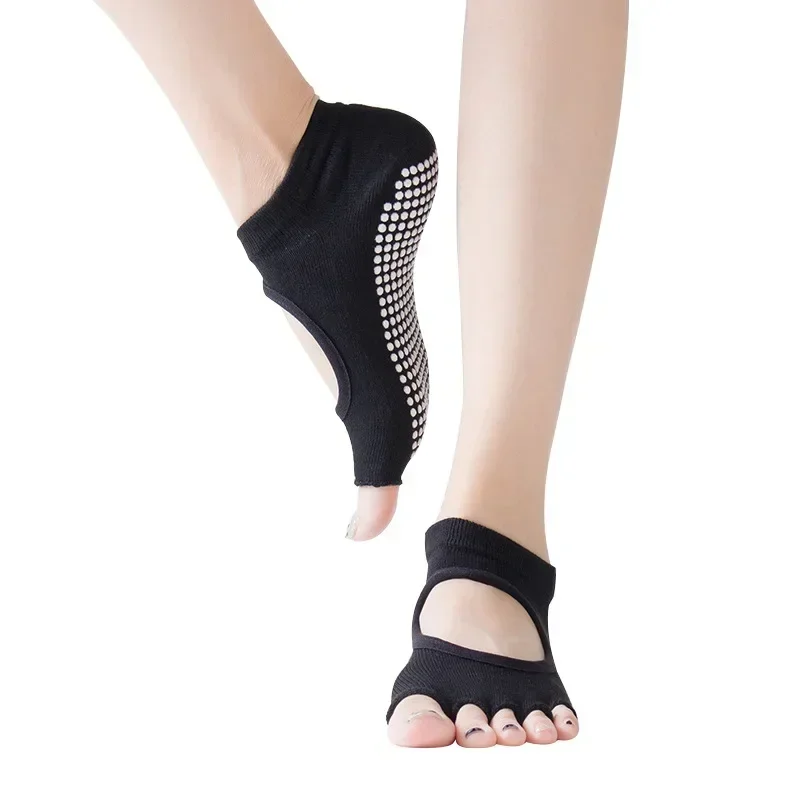 Neue Yoga-Socken Punkt kleber Fünf-Finger-Socken Frauen rutsch feste Pilates Sport Yoga Split Toe Fitness-Socken Großhandel