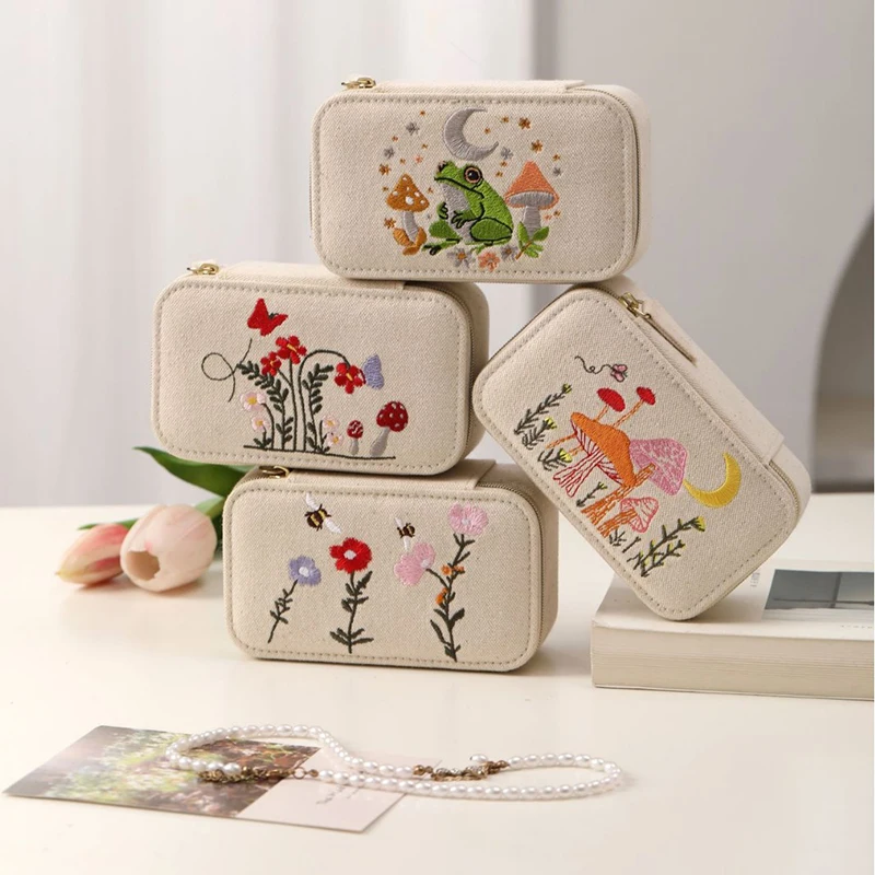 Exquisite Embroidered Jewelry Box Multi Functional Ring Necklace Storage Bag Cotton Hemp Cosmetic Clutch Send Birthday Gift