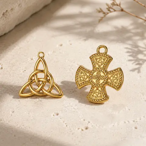 EUEAVAN 3pcs Trinity Irish Knot Pendant for Necklace Earrings Triquetra Stainless Steel Charms Amulet Jewelry Making Accessories