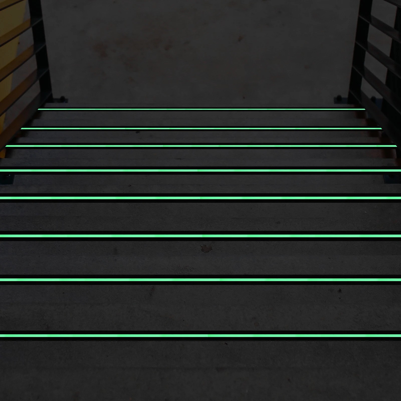 

PVC Anti Slip Tape for Stairs Glow in Dark Safety Strips Stair Treads Shower Bath Floor Non Slip Grip Rubber Base