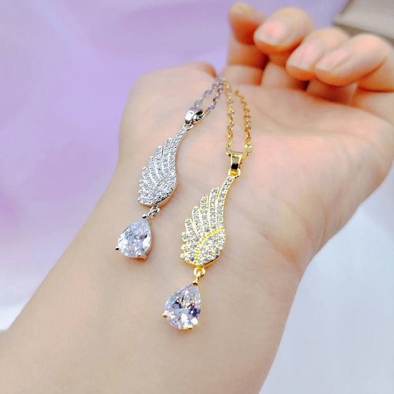 Fashionable European and American Micro-inlaid Angel Wings Necklace Exquisite Retro Romantic White Water Drop Clavicle Chain