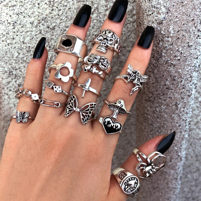 Punk Heart Ring Set for Women Sword Teary Eyes Gothic Vintage Plated Retro Rhinestone Bohemia Finger Jewelry 2022 New Trendy