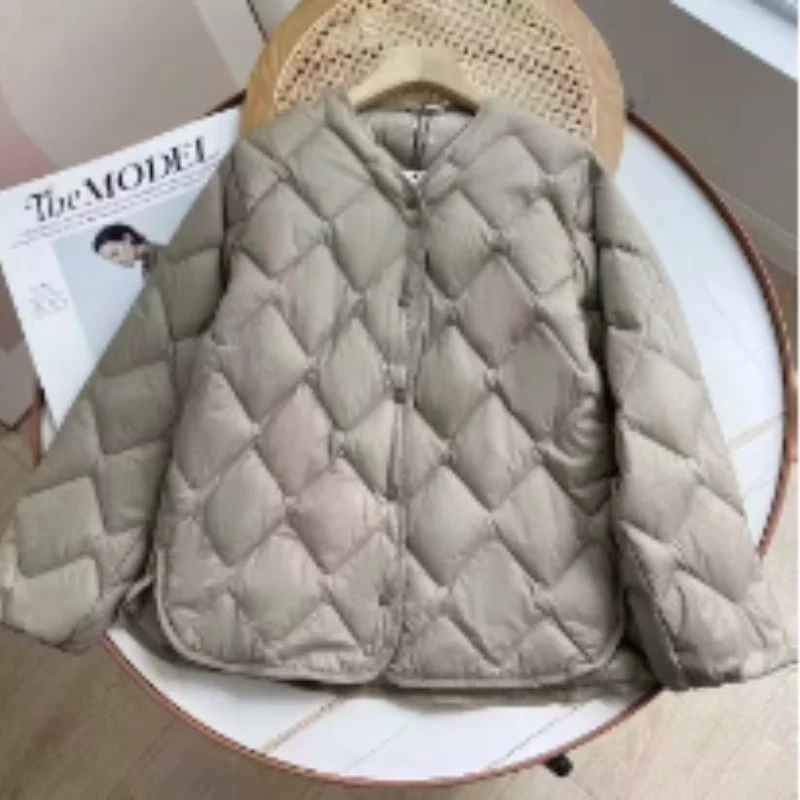 New Winter Coat Female 90% White Duck Down Woman\'s Quilted Jacket Casual Loose Single Breasted Ultra Light V-neck Puffer Jacket