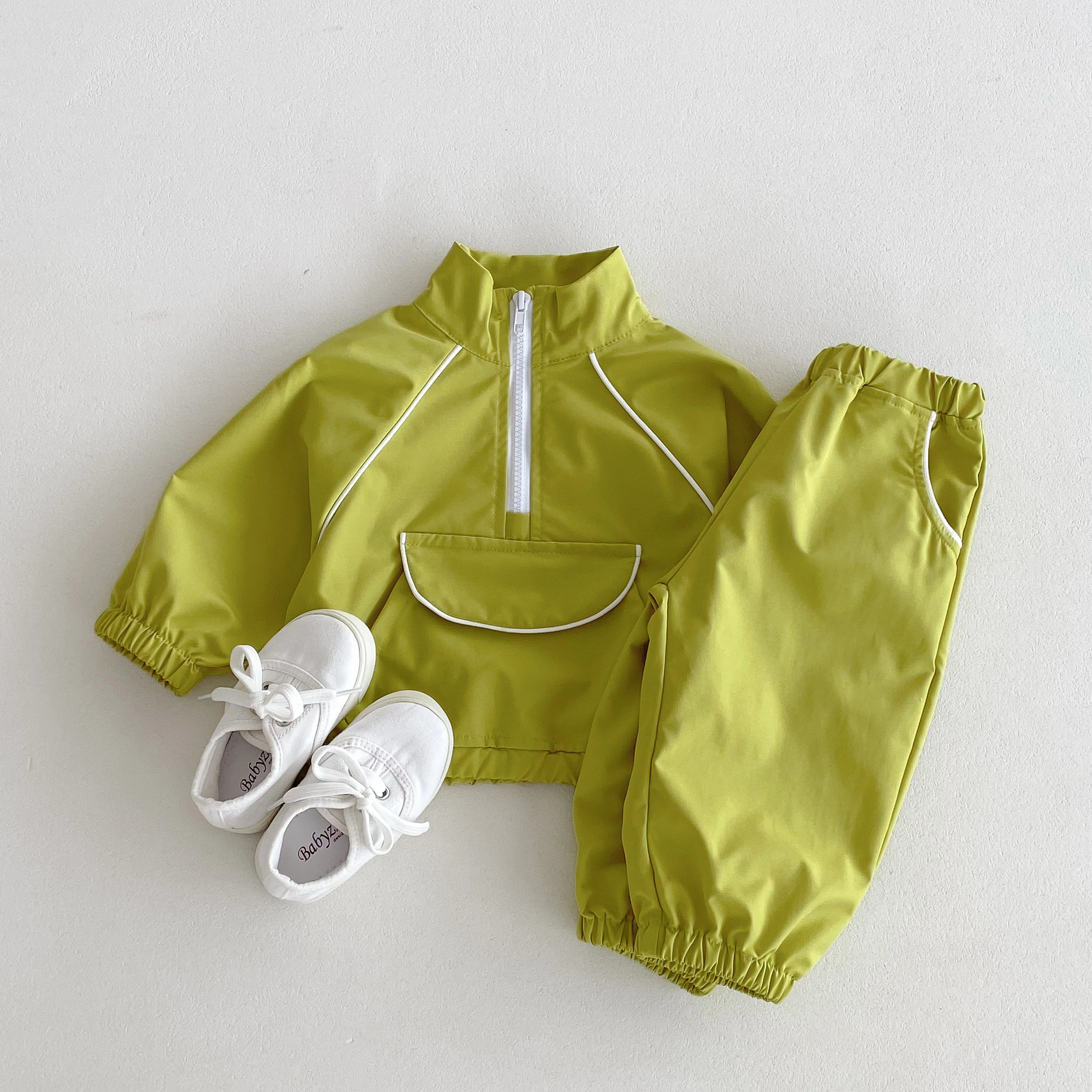 2026 Frühling und Herbst Koreanischer Kinder-Sportanzug für Jungen und Mädchen, Lässiges Outfit für den Herbst – Detail 1