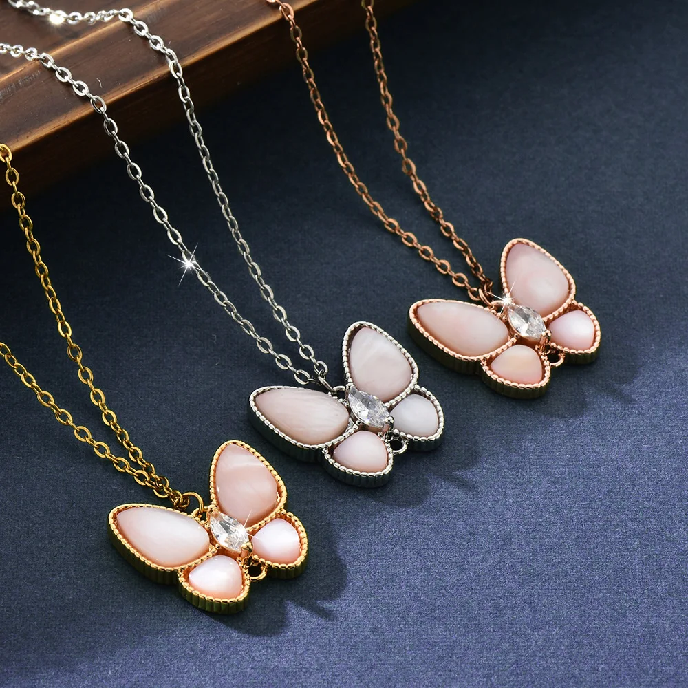

Titanium steel women's butterfly necklace, butterfly collarbone chain, fashionable clothing necklace, retro necklace
