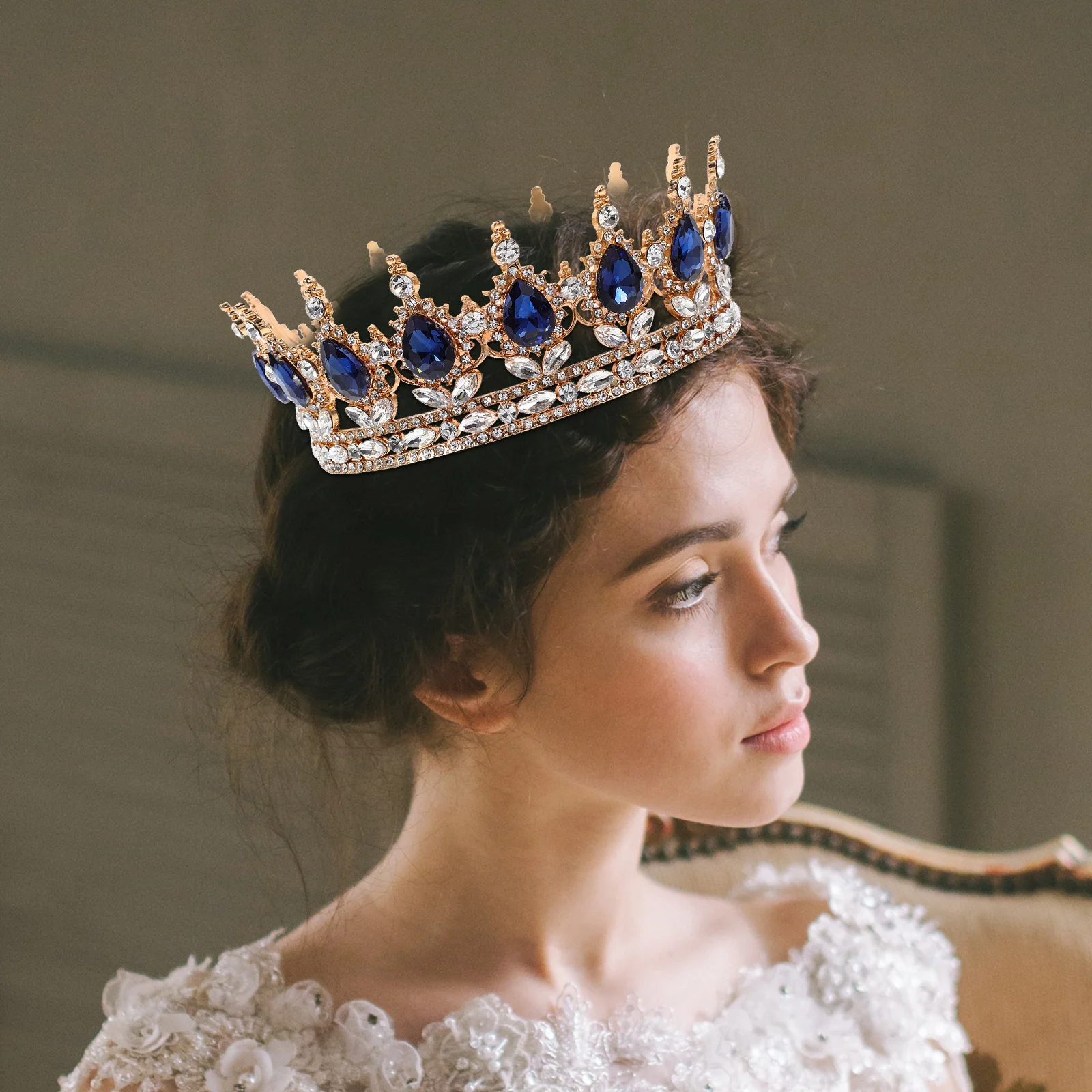 

Rhinestone Crown Headpiece for Bride Elegant Fashion Headwear Wedding Dress Accessories Unique Design Chic Brightness