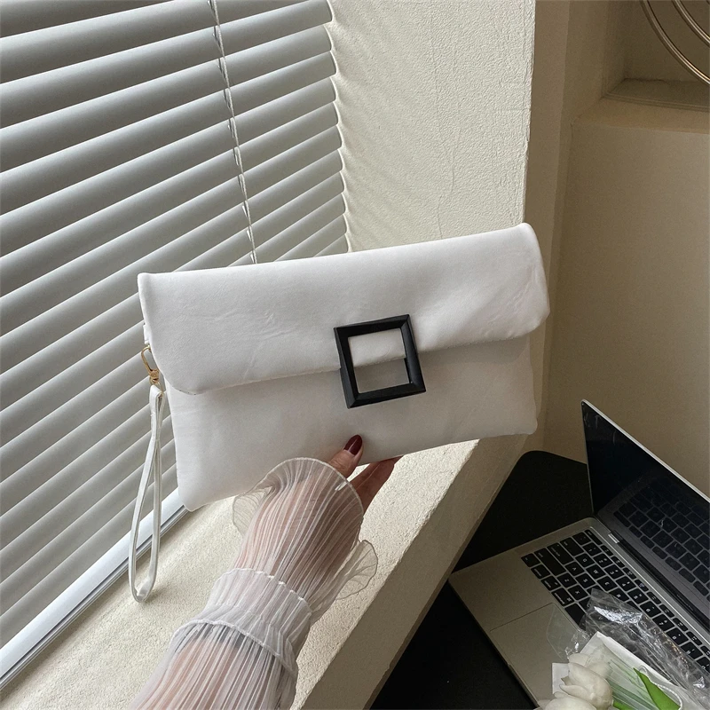 New Fashion Women\'s Envelope Evening Bag Temperament Soft Leather Clutch Bags Elegant Chic Banquet Party Wallet Purse