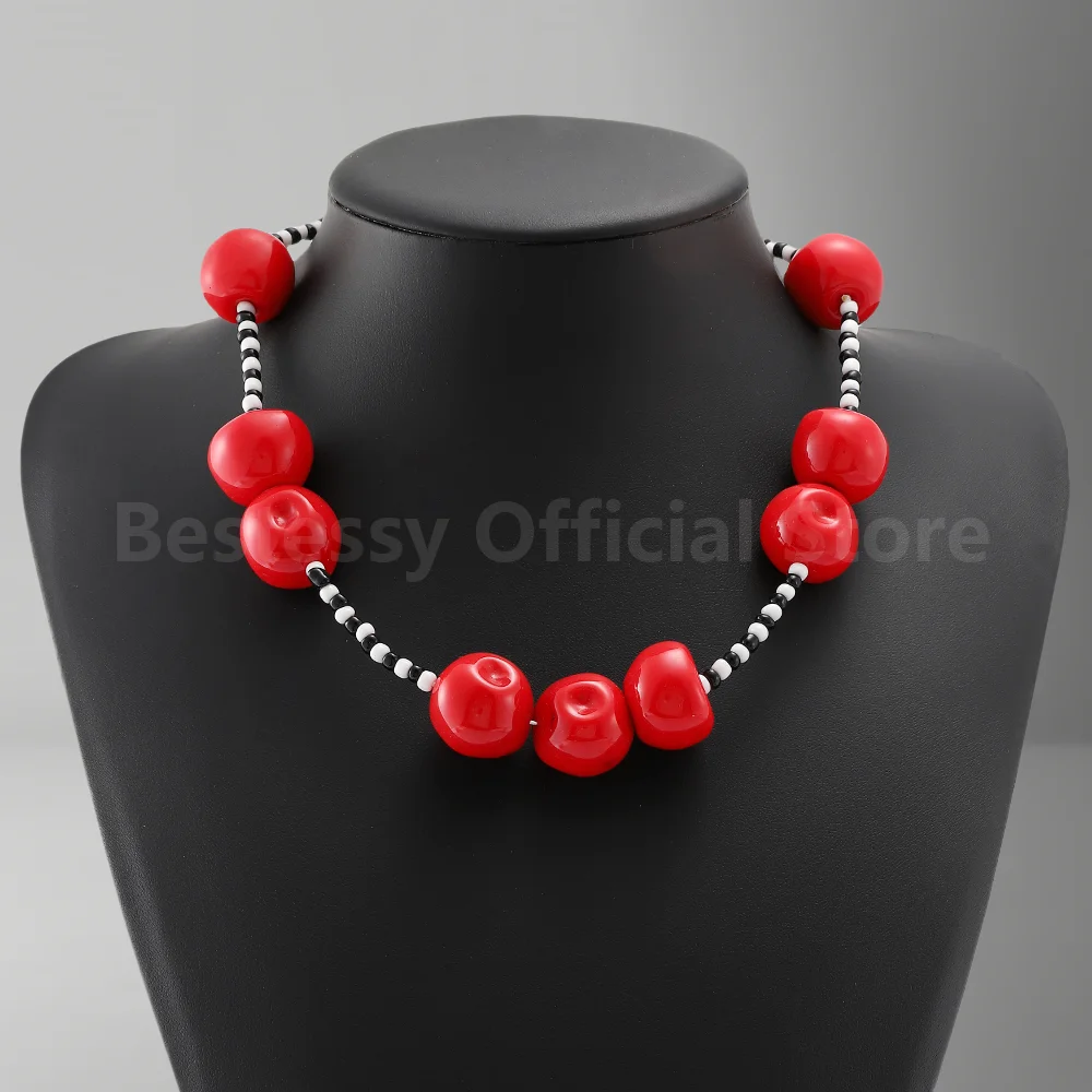 

Fashion exaggerated Red Beaded Necklace Collarbone Chain for Women Party Prom Stage Jewelry Accessories