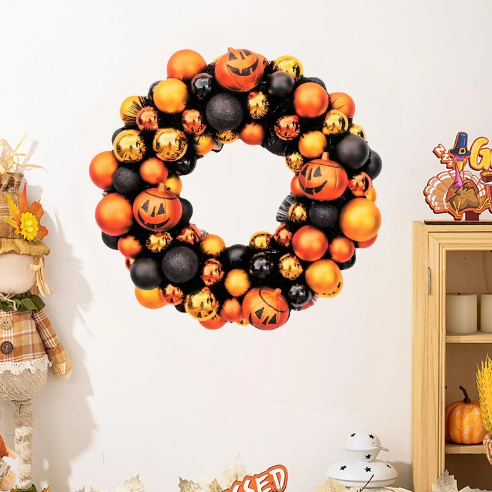 

Pumpkin Halloween Wreath Round Decorative 15.7inch 40cm Halloween Decor for Porch Window Indoor Outdoor Fireplace Centerpiece