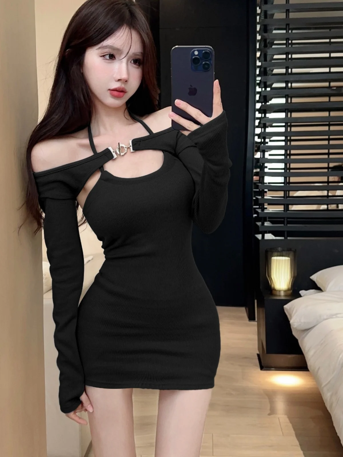 エレガントなワンショルダーストラップドレス純粋な欲望スタイルセクシーな痩身ショルダースパイシーガールラップアラウンドスカート秋の女性のファッション