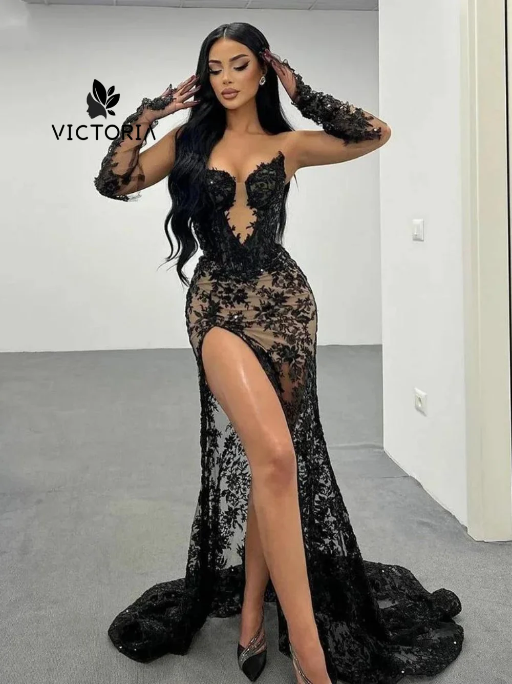 

Black Lace High Split Evening Dress With Gloves Tiered Aline Wedding Dresses For Saudi Dubai فساتين سهرة 2025 Customized