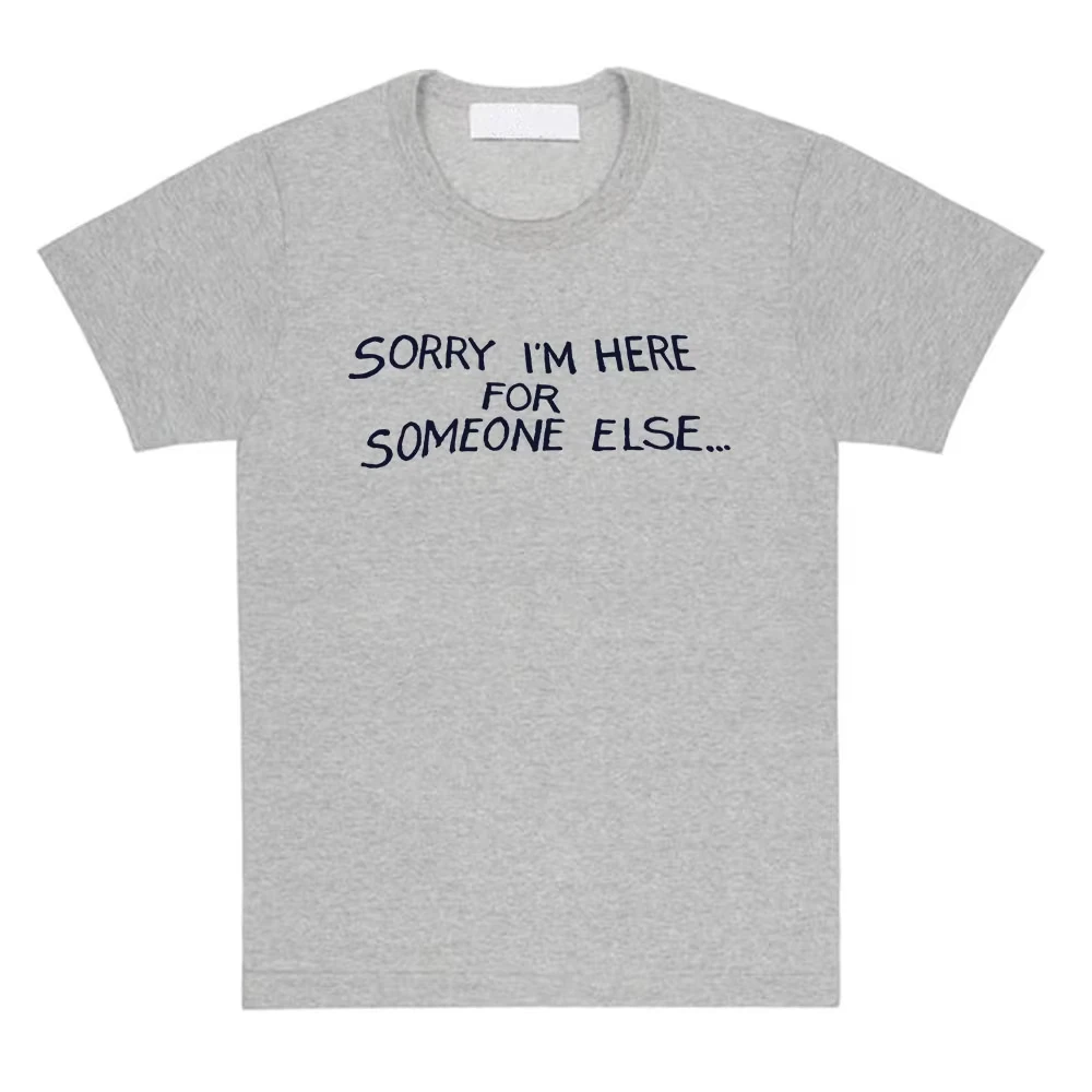 تي شيرت Benson Boone Singer مطبوع تي شيرت آسف أنا هنا لشخص آخر تي شيرت قطني تي شيرت رجالي ونسائي ملابس الشارع الشهير جرافيك #3