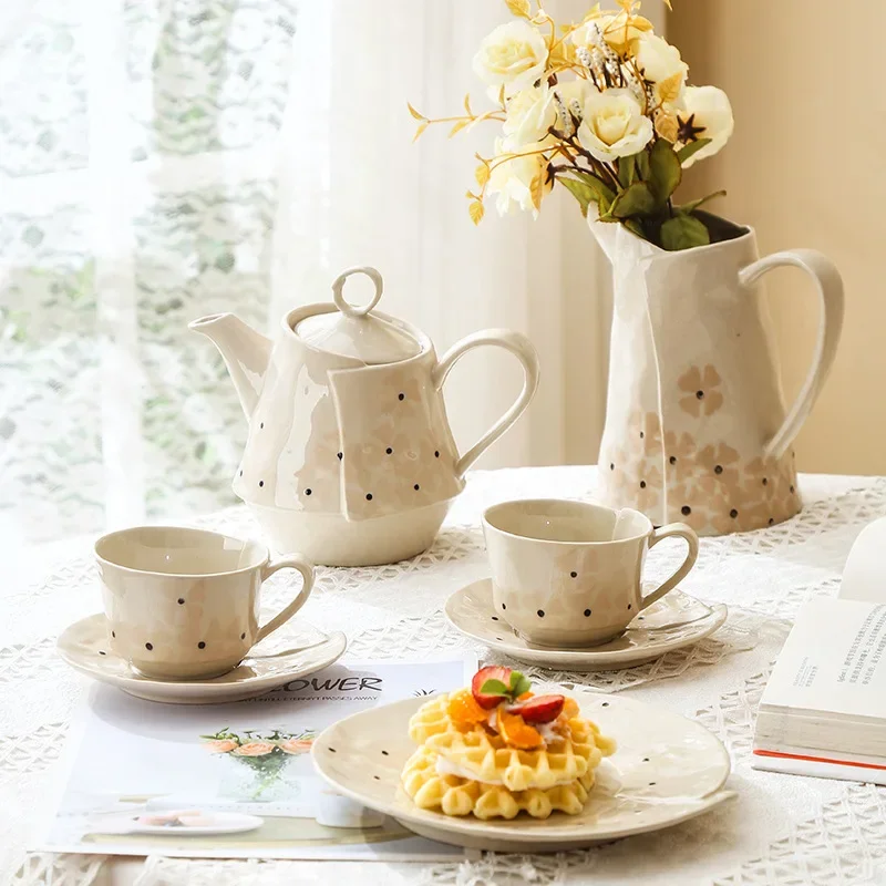 Retro Korean style underglaze color hand-squeezed irregular coffee cups and saucers, home restaurant ins style afternoon teapot