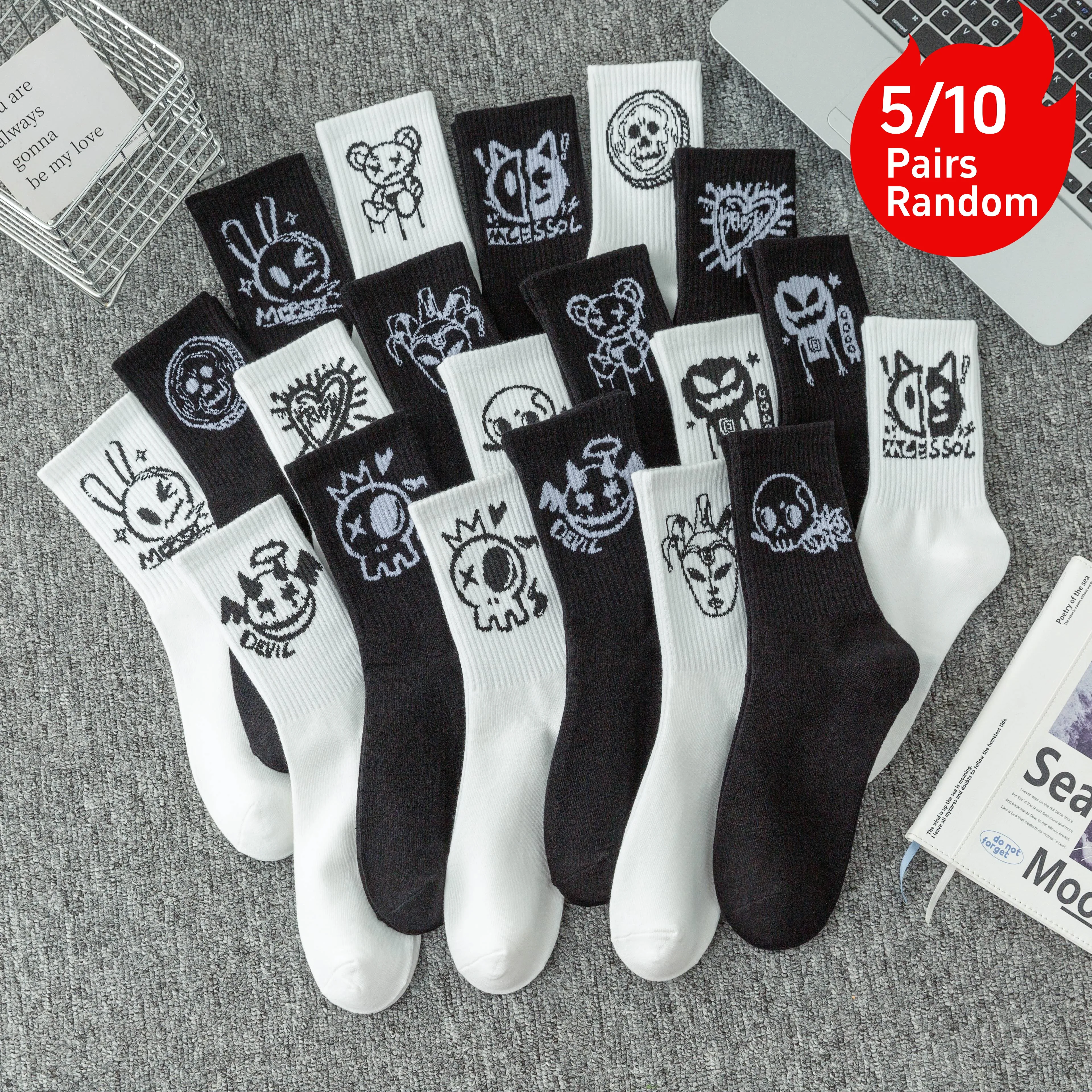 Multipack Men\'s Crew Socks, Graffiti Goblin, Ghost Face, Clown, Pumpkin Designs, Halloween Gift Recommendation