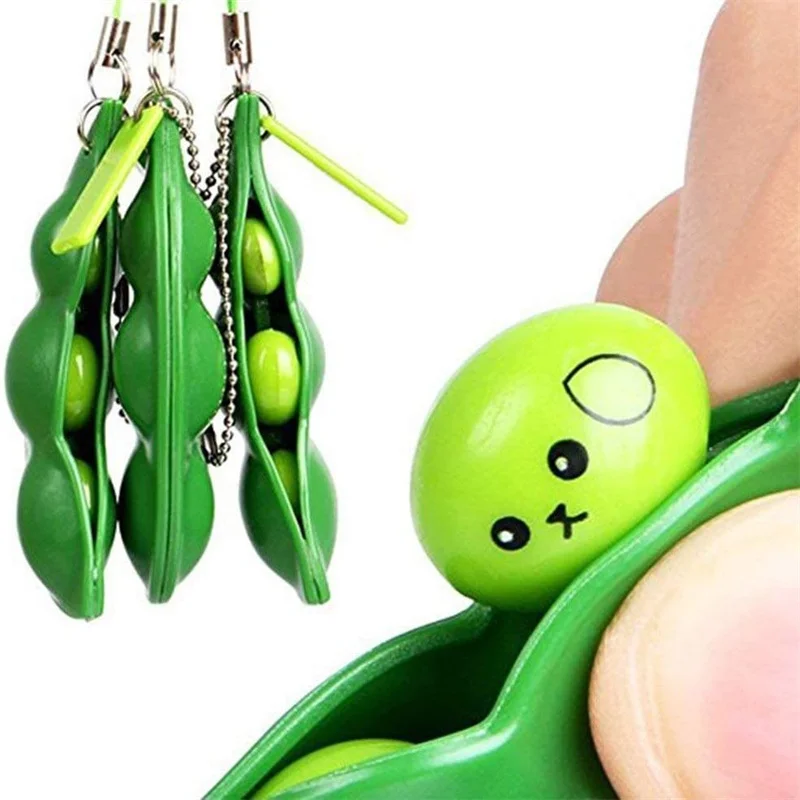 Zestaw 6 zabawek antystresowych typu fidget, ściskane fasolki sojowe, zabawne zawieszki, ekstrudowane edamame, koraliki do kluczy i telefonów komórkowych.