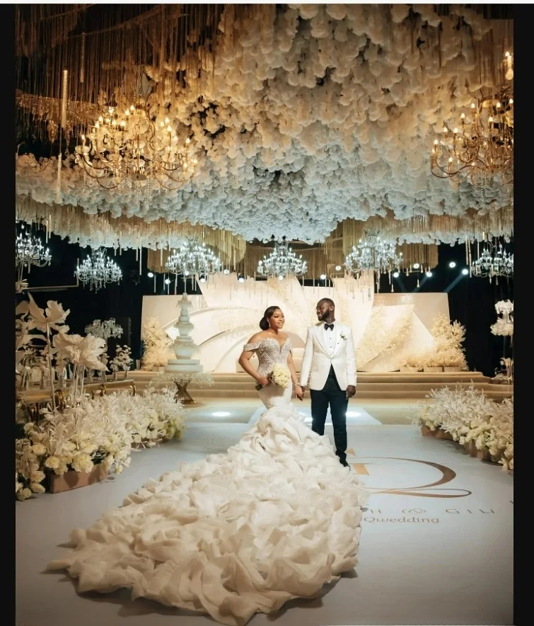 Customized  Off the Shoulder Africa Shinny Beads Crystals Wedding Dress Robe De Mariée Cathedral  Cascading Ruffles  Bridal Gown