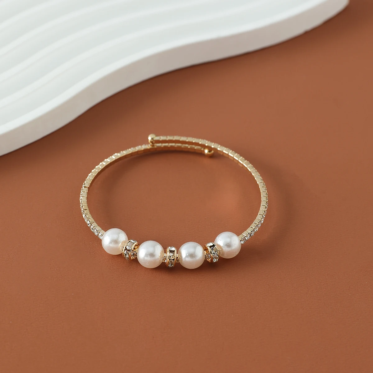 Luxury Bridal Cuff Bracelet White Big Rhinestone Pearl Bracelet For Women Wedding Party Jewelry Hand Accessories Gifts For Girls