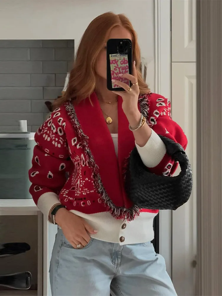 

Винтажный вязаный жаккардовый кардиган женский повседневный с отложным воротником и бахромой, свитер-пальто, женская коллекция Весна 2026, универсальный, шикарный, уличный трикотаж