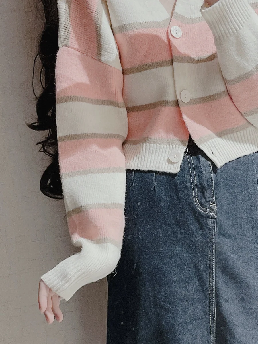 

V-Neck Rainbow Stripes Lazy Style round Button Artistic Versatile Top Coat Cardigan Long Sleeve Regular Length Single Button