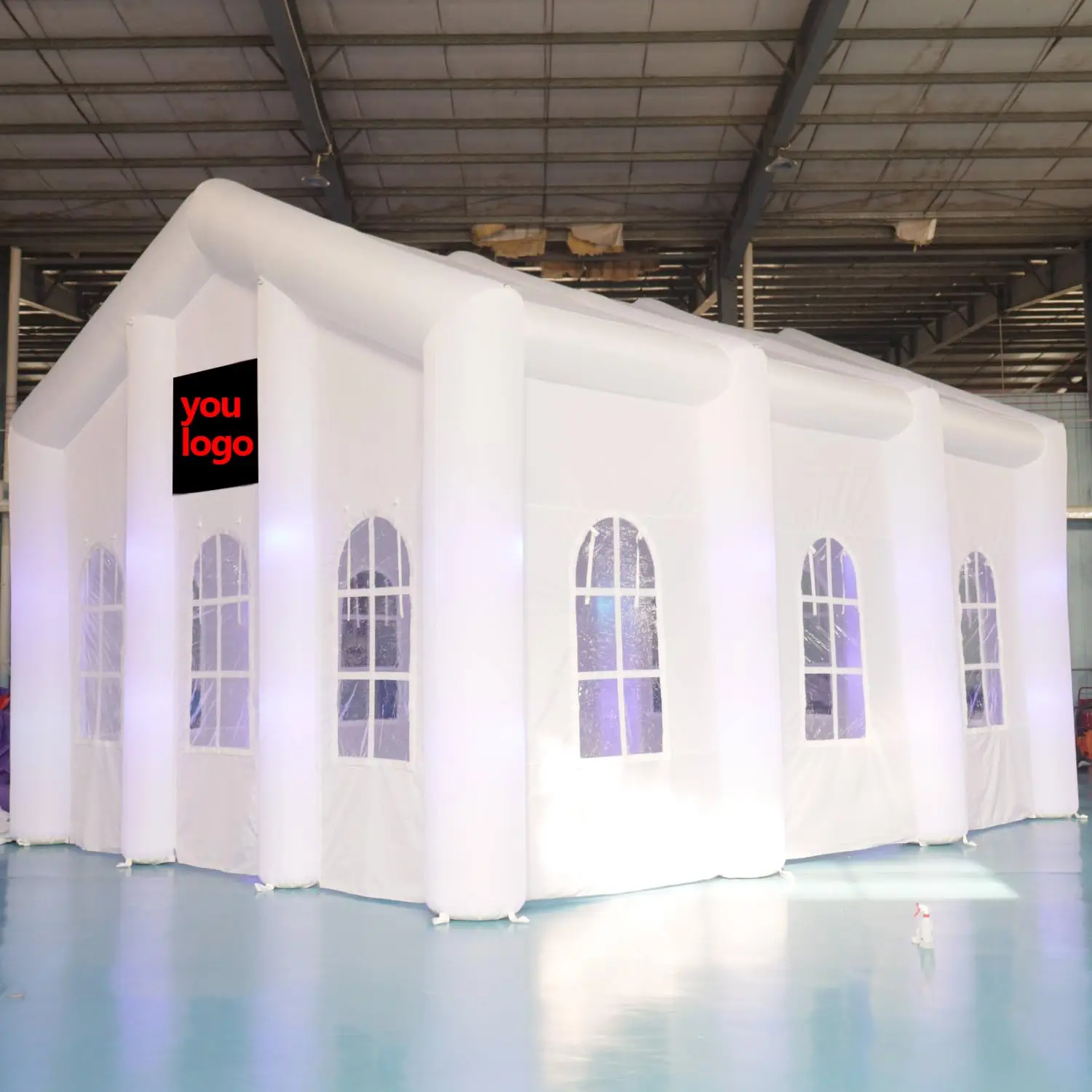 Barraca inflável da festa ao ar livre da barraca do casamento com luzes do diodo emissor de luz tenda portátil do jardim branco da casa de casamento para o evento do casamento