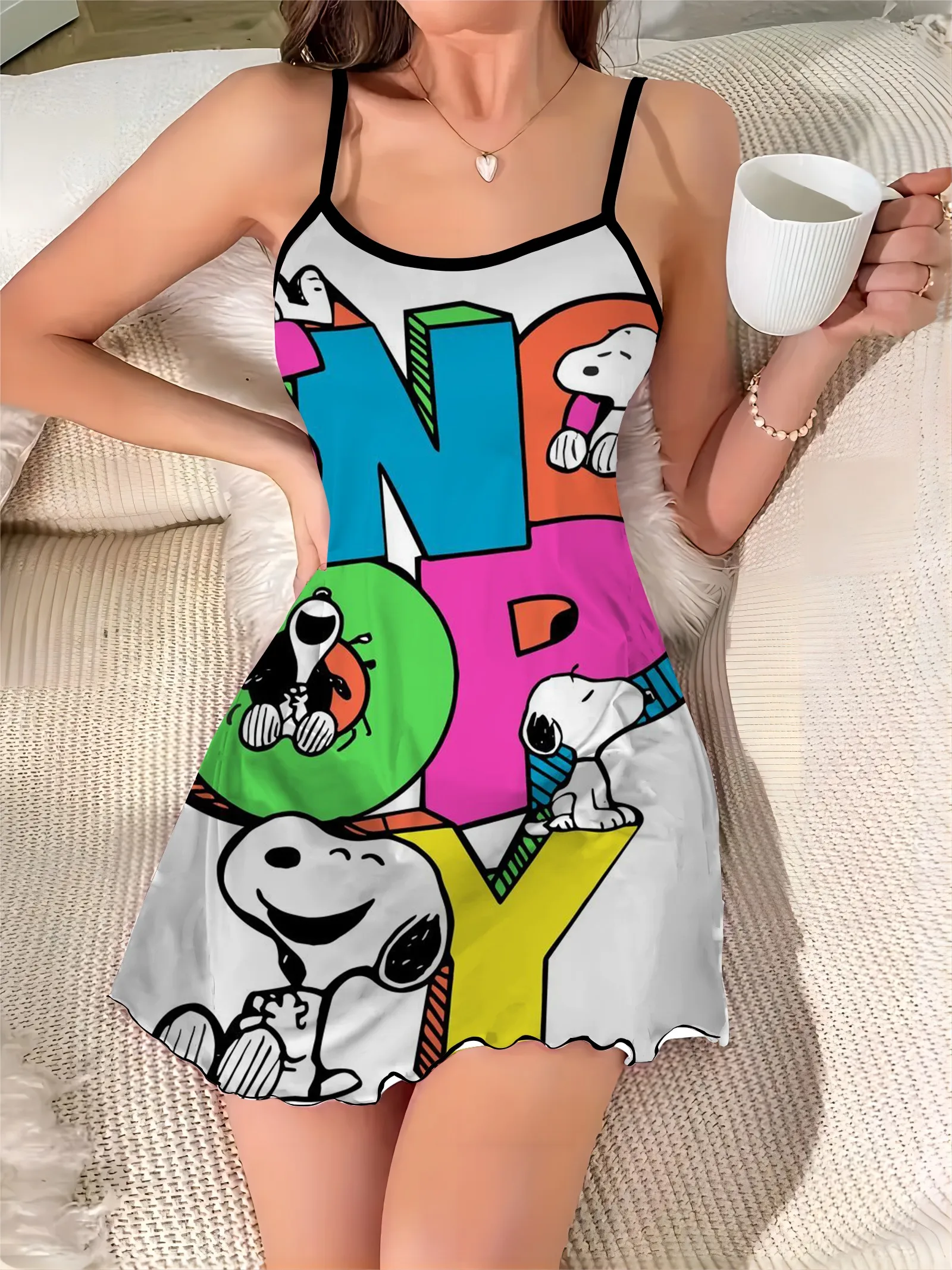 Vestido de satén con cuello redondo para mujer, minivestido Sexy con corte de lechuga y Snoopy, a la moda, para el hogar, 2024