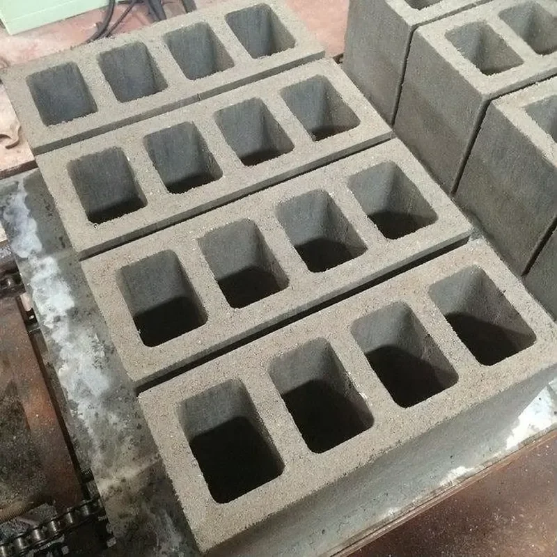 QT4-24 Easy Operate Low Cost Brick Making Machine 5inch 6inch Block Brick Making Machine in Ghana