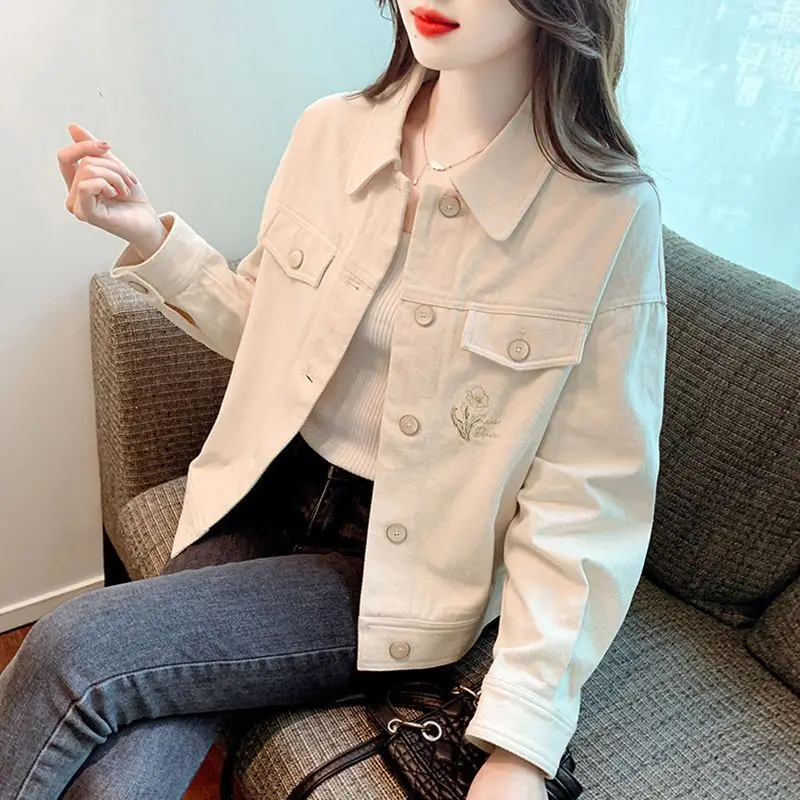 

2025 Embroidered Jacket Autumn Temperament Fragrant Short New Casual Short Coats