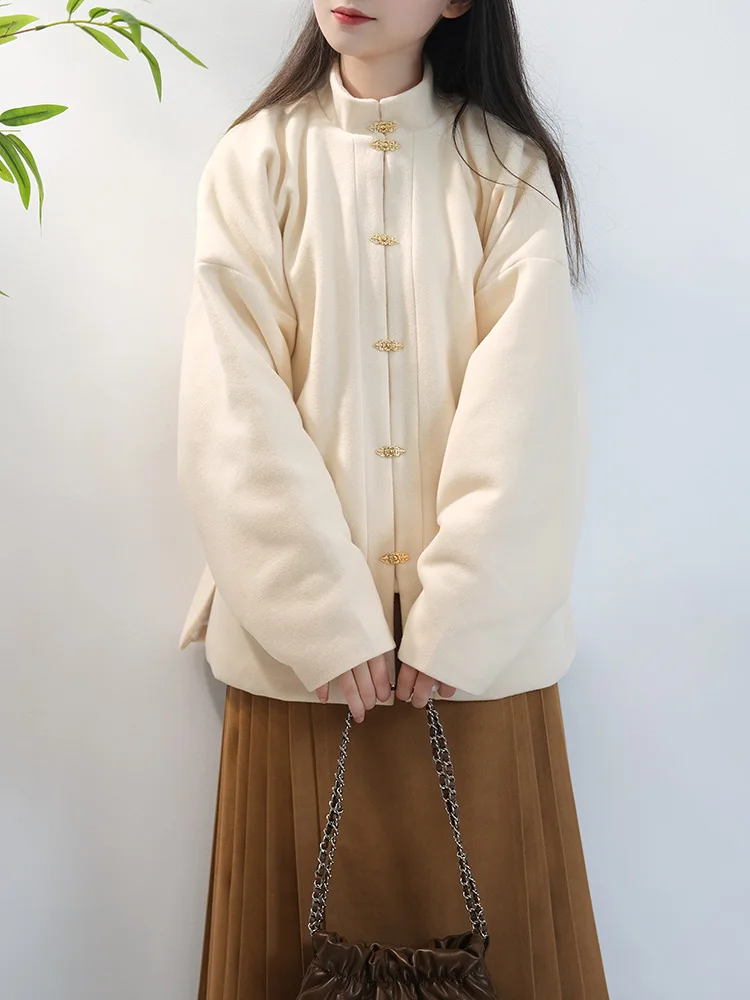 

Зимняя женская традиционная китайская одежда Ципао с вышивкой Han Court и восемью деталями Fce Inner Sve...