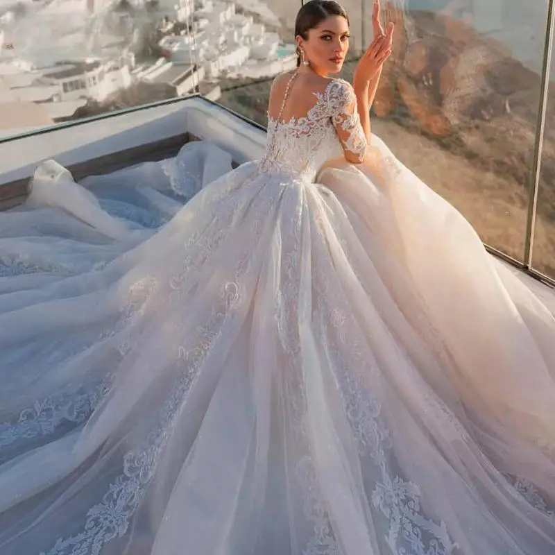 Gorgeous Appliques Beaded Illusion Back A-Line Wedding Dress 2025 Elegant Scoop Neck Half Sleeve Princess Bridal Gown Customized