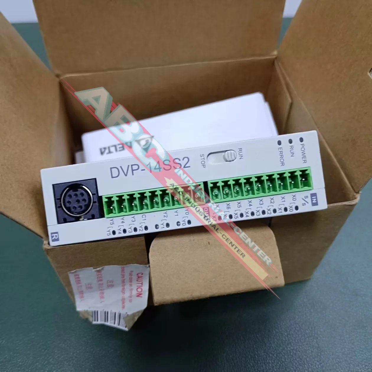 

DVP14ES00R2 DVP14SS211R Модуль ПЛК 100% НОВЫЙ