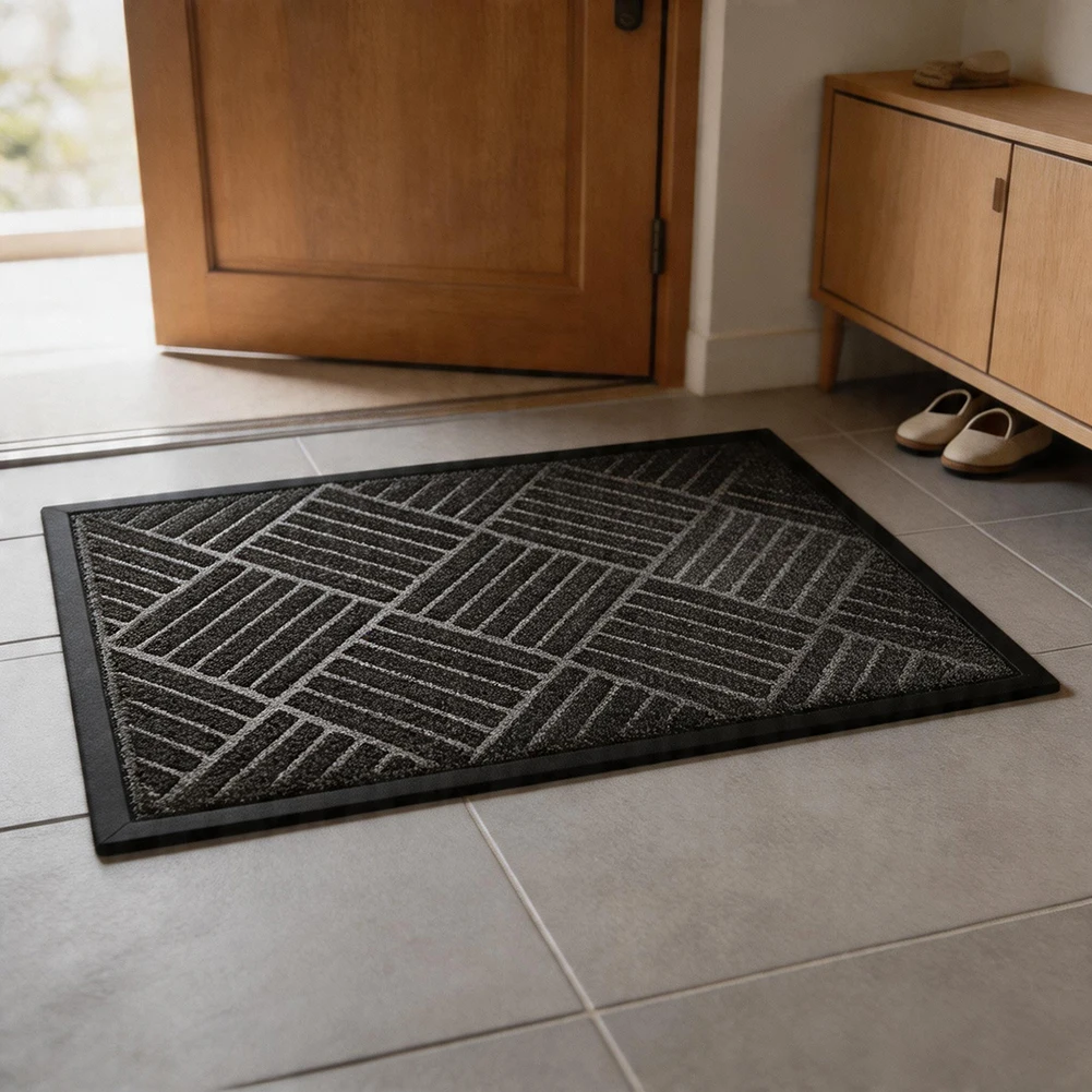 Loop Pile Natural Rubber Mat for Outdoor Entryway Use with Non-Slip Properties and Resistance to Weather-Related Degradation