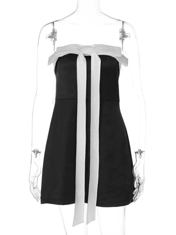 ชุดเดรสออกงานปาร์ตี้วันเกิดสำหรับผู้หญิง แบบเปิดไหล่ ผูกโบว์  ชุดลำลองสตรีทแวร์  ชุดเดรสสั้นแขนกุดสีดำ  ดีไซน์เก๋ไก๋