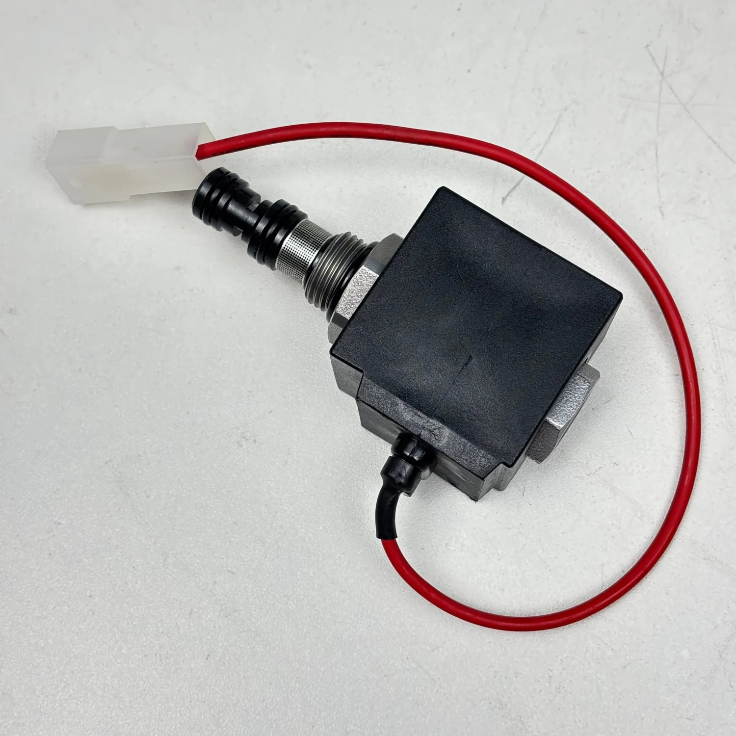 12V Solenoid Valve 81870291 For New Holland 5610S 6610S 7010 TB85 TB110 TB120 Engine
