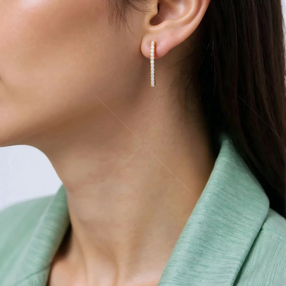 

Minimalist Prong Set - Hypoallergenic Titanium Jewelry for Office & Daily Wear