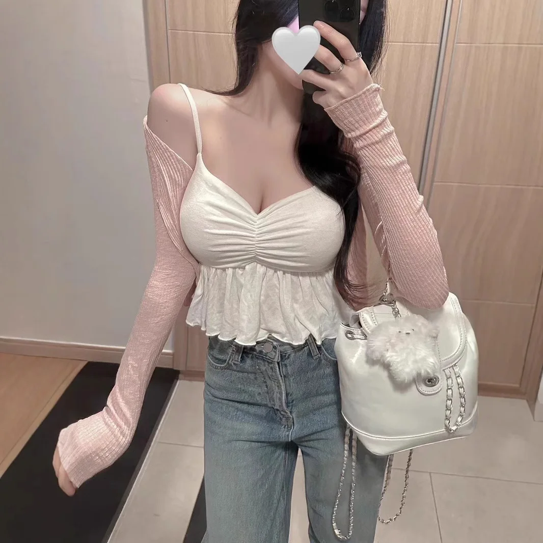 Waist-cinching Pleated Halter Top Shows Off Your Figure V-neck Sexy Pure Style Halter Top