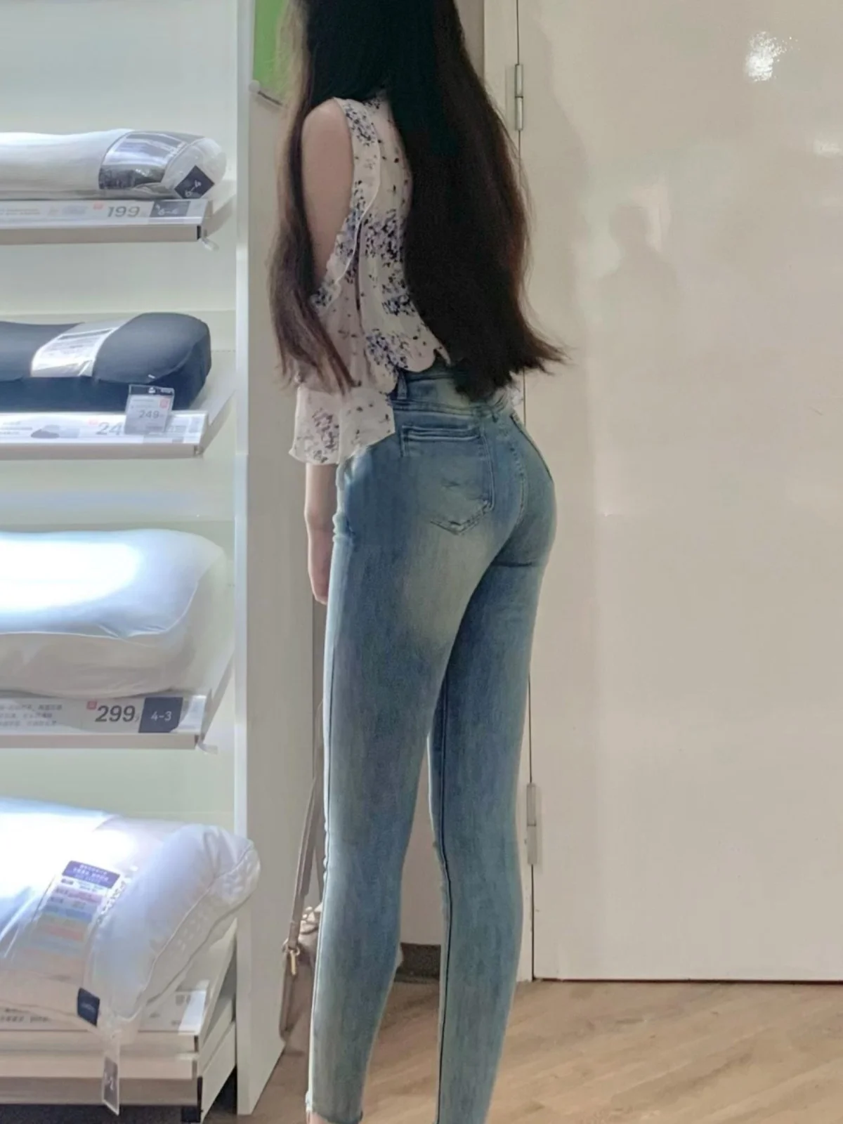 

High Waist Elastic Women's Jeans Beautiful Butt Legs with Hip Pad Lift Butt Light Blue Faded Slimming Korean Sle Denim