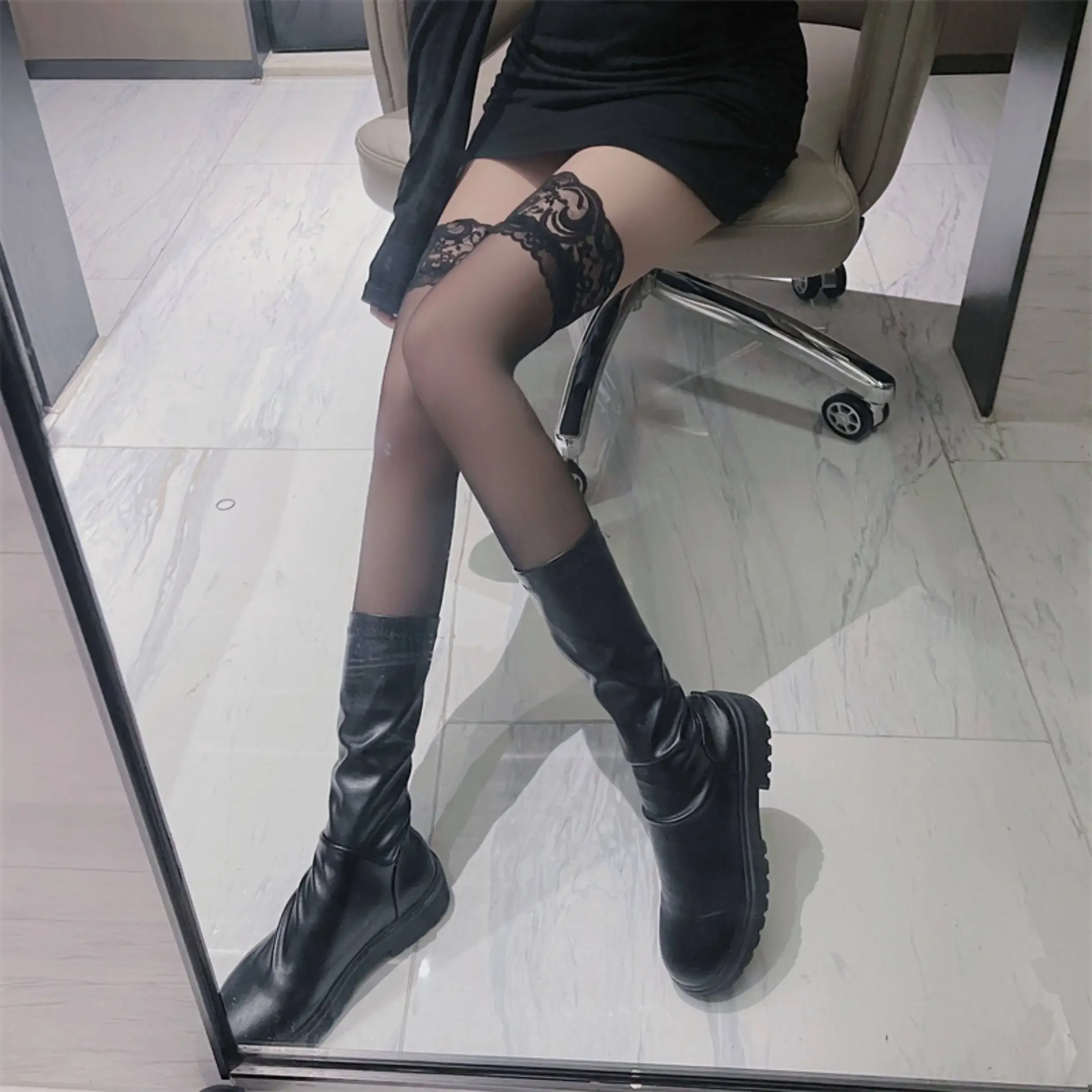 1/4 Paar Oberschenkelhohe Strümpfe mit Spitzenbesatz, glatte Overknee-Socken, Damenstrümpfe und Strumpfwaren für Damen – Detail 13